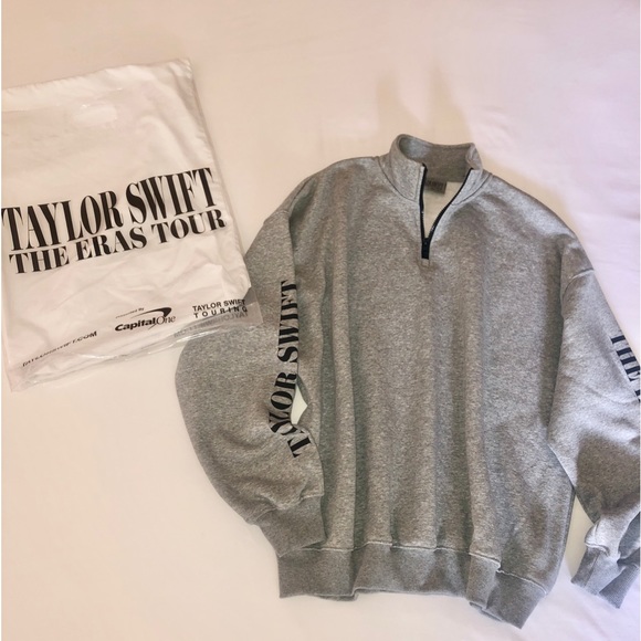 Taylor Swift Eras Tour Gray Quarter Zip Large - Picture 1 of 8